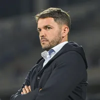 Nicolás Larcamón rompe el silencio: el DT de Cruz Azul explicó por qué no juega Amaury Morales