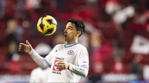 El futbolista argentino extendió su vínculo con los cementeros hasta el próximo mes de diciembre del 2026.