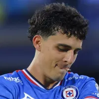 Lorenzo Faravelli graficó cómo es la competencia interna en el vestidor de Cruz Azul