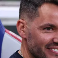 Nicolás Larcamón sorprende y dice algo de Chivas que podría salvar el puesto a Gabriel Milito