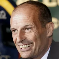 El motivo del enfado de Massimiliano Allegri con Santiago Giménez: por esto no quiere al mexicano