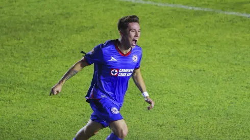 El canterano de Cruz Azul reconoció que una leyenda del club "lo salvó" de ir a probar con el conjunto de Coapa.