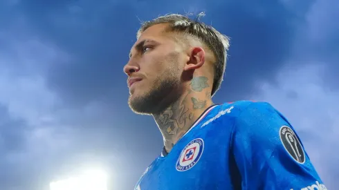 El defensor argentino extenderá su vínculo con los cementeros hasta el año 2028.