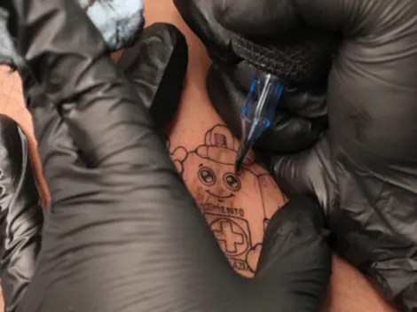 Tatuarse a Costalito: la nueva moda en la afición de Cruz Azul