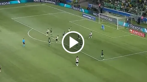 El mediocampista colombiano pudo poner el 0-2 en el marcador que encarrilara la serie para el conjunto argentino.