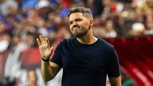 Nicolás Larcamón pasa la página tras perder el invicto de Cruz Azul.