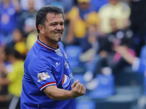 Carlos Hermosillo revienta a un DT rival de Cruz Azul