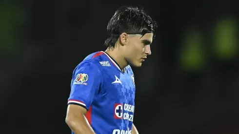 El futbolista mexicano-argentino es el único que cuenta para Nicolás Larcamón y que puede ayudar a cumplir con la Regla de Menores.