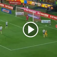 ¿Era penal para Tigres? Un ex árbitro despeja la duda sobre la jugada de Mateusz Bogusz