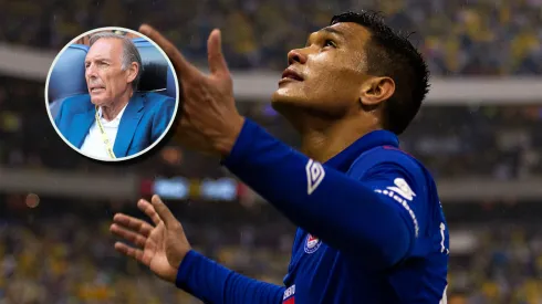 El colombiano recordó a su ex entrenador en redes.