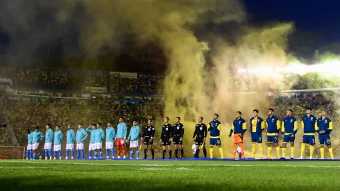 Los cementeros ignoraron el día más importante en la historia de la institución azulcrema. Chivas y Pumas siguieron el ejemplo de La Máquina.