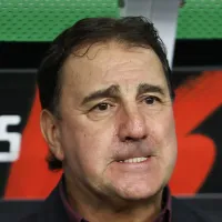 Néstor Lorenzo, DT de Colombia, le da una ayuda inesperada a Nicolás Larcamón antes del Clásico