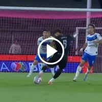 Chiquete Orozco sorprendió a Rayados con un potente disparo y abrió el marcador para Cruz Azul