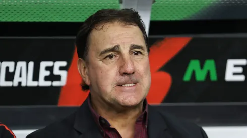 Néstor Lorenzo se refirió a la lesión que sufrió Kevin Mier.