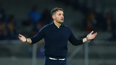 Nicolás Larcamón tendría que afrontar serios desafíos de cara a la Liguilla.