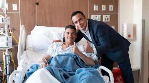 El Ingeniero visitó a nuestro portero en la clínica.