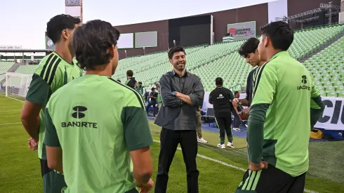 El ex delantero de las Chivas de Guadalajara eligió varios nombres que deberían estar en la lista final de Javier Aguirre.