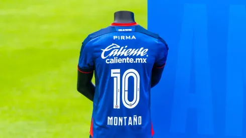 Fue el último mexicano en portar la 10 en Cruz Azul antes de que llegara Andrés Montaño.
