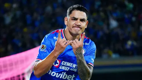 Gabriel Fernández debe quedarse en Cruz Azul.