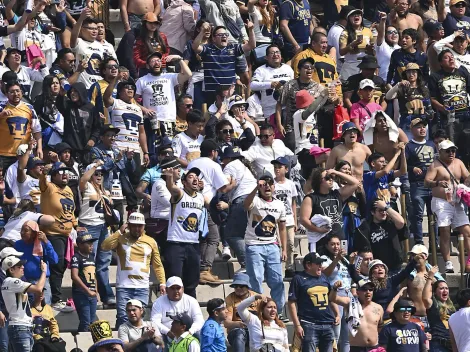 Afición de Pumas carga contra Cruz Azul por Carrasquilla
