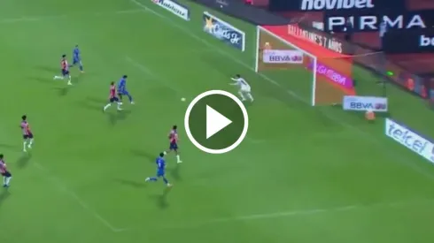 Gol de Gabriel Fernández para el 1-1 de Cruz Azul.