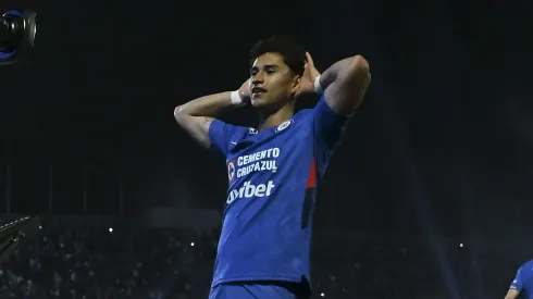El mediocampista de Cruz Azul fue el autor del segundo gol de los cementeros y que ya daba el pase a las semifinales.