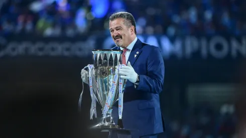 El ex delantero de Cruz Azul no tuvo piedad con el delantero mexicano y hasta se burló de su apodo de Chicharito.