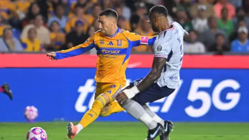 Cruz Azul recibe en el Estadio Olímpico de Ciudad Universitaria la visita de los Tigres UANL en el marco de la semifinales de la LigaMX.