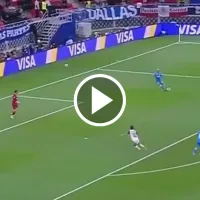 El error fatal de Gonzalo Piovi para el primer gol de Flamengo ante Cruz Azul por la Intercontinental