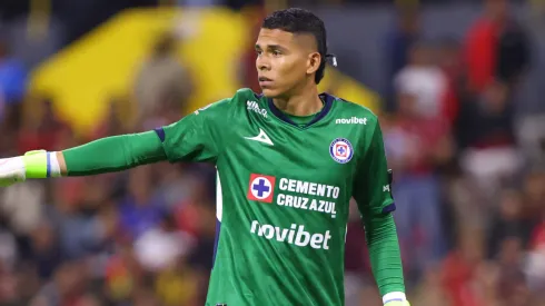 El portero da buenas noticias a todo Cruz Azul.