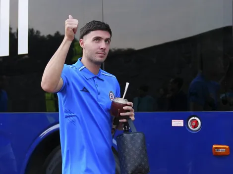 Afición se mofa en el cumpleaños de Paradela: "Con razón el frío"