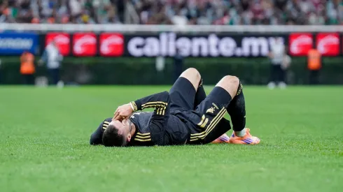 El canterano de Cruz Azul fue operado del tobillo después de que sufriera complicaciones en los últimos días.