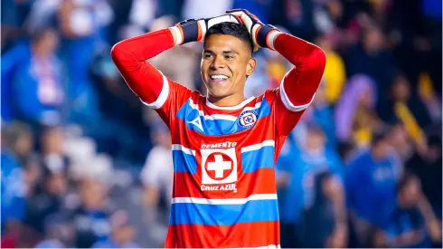 El portero todavía se recupera de su lesión de tobillo.