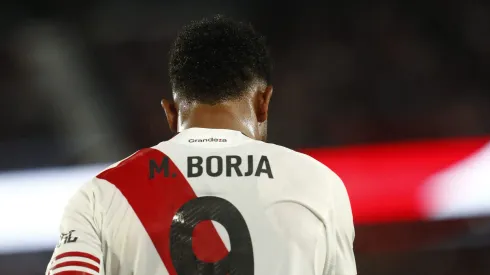 Miguel Borja ya se encuentra entrenando por separado en un gimnasio de Ciudad de México.