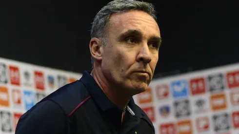 Marcelo Espina aseguró que llegarán dos refuerzos más a Colo Colo.