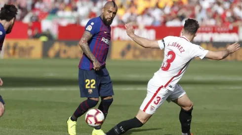 Arturo Vidal fue reemplazado por Dembelé en el entretiempo