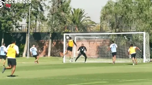 Esteban Paredes en entrenamientos