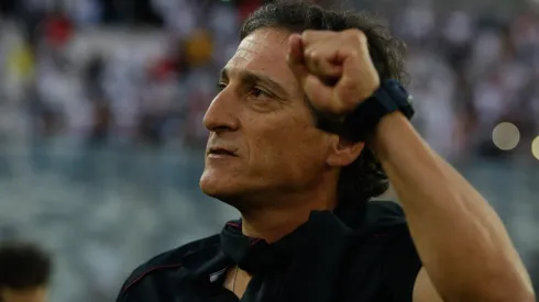 Mario Salas tiene 5 bajas para el partido con Cobresal.