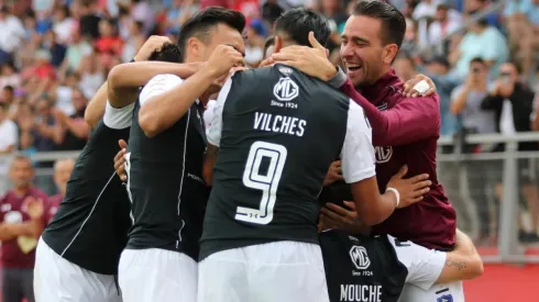 Colo Colo va por más abrazos ante la UC.