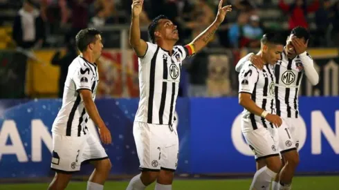 Vuelve a vivir el triunfo de Colo Colo en sólo 2 minutos