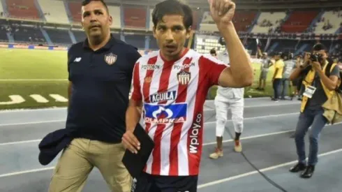 Matías Fernández no lo pasa bien en Colombia