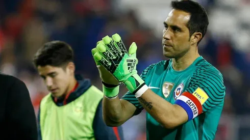 El DT de La Roja conversará con Bravo en su gira por Europa