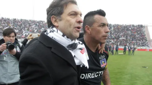 Mosa confía en que Esteban Paredes seguirá ligado a Colo Colo tras el retiro