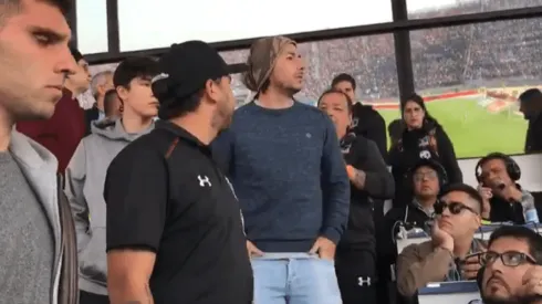 Los jugadores no pudieron sentarse en el sector preferencial