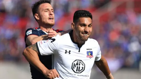 Chaco Insaurralde sacó del partido a Ángelo Henríquez.