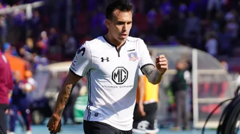 Mouche escuchó el pitazo y se fue de la cancha.