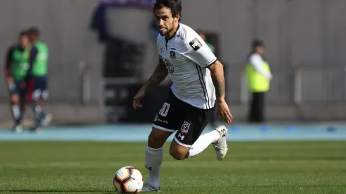 Jorge Valdivia salió por TV en Brasil jugando el Superclásico.