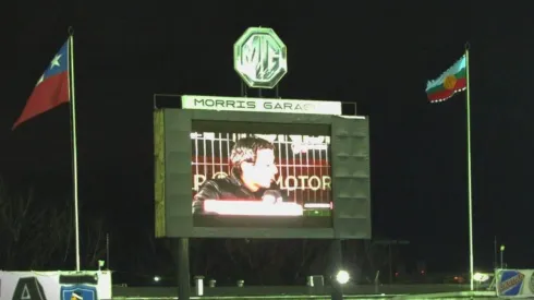 Colo Colo izó bandera mapuche en el Estadio Monumental