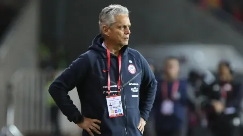 Reinaldo Rueda oficializó el once de La Roja ante Japón