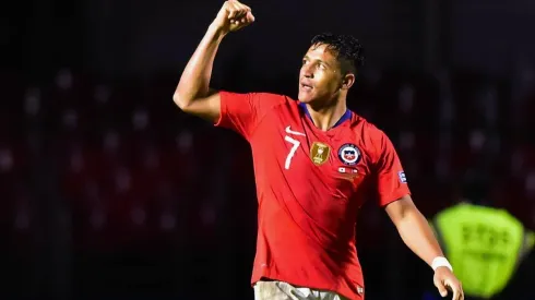 Alexis lleva 42 goles por la Roja